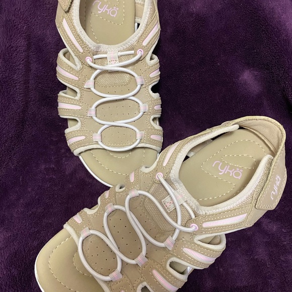 Ryka Shoes - Rykä Shoes